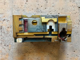 Tabernacle Room of Silence Dresden University Hospital: Wood from old Workbench, acrylic, gold, rock crystal,